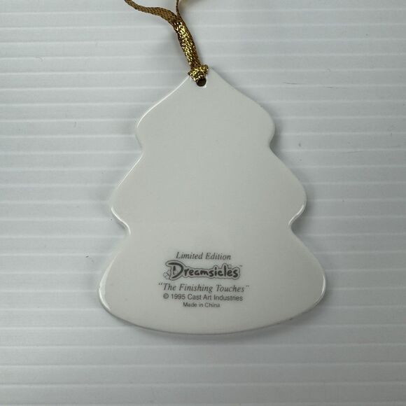 Dreamsicles Christmas Ornament The Finishing Touches Tree Angel Limited 1995 - Picture 4 of 7
